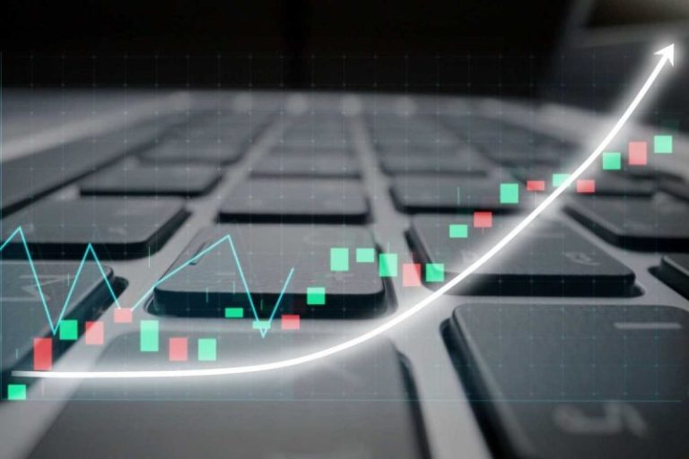 Tech Weekly: Cloud Providers, Tech Stocks Outperform as Earnings Season Rolls On